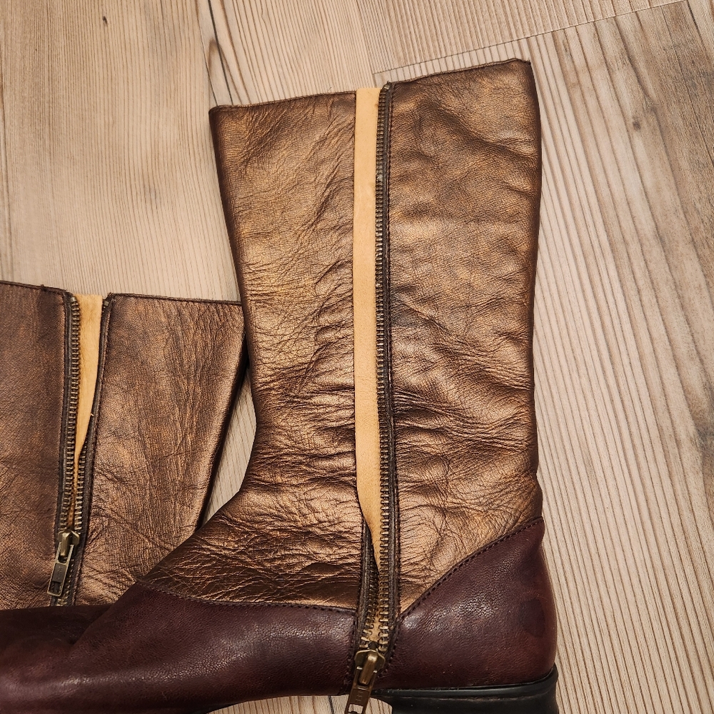 Born Leather Knee High Rider Zip Up Boot - Picture 13 of 16